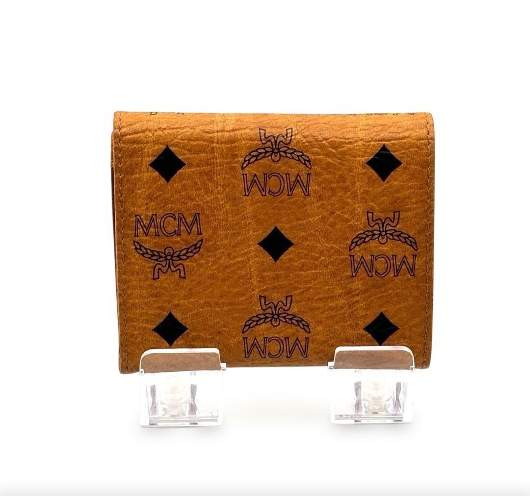 新品・未使用MCM エムシーエム 三つ折り財布 レザーブラウンロゴ入り