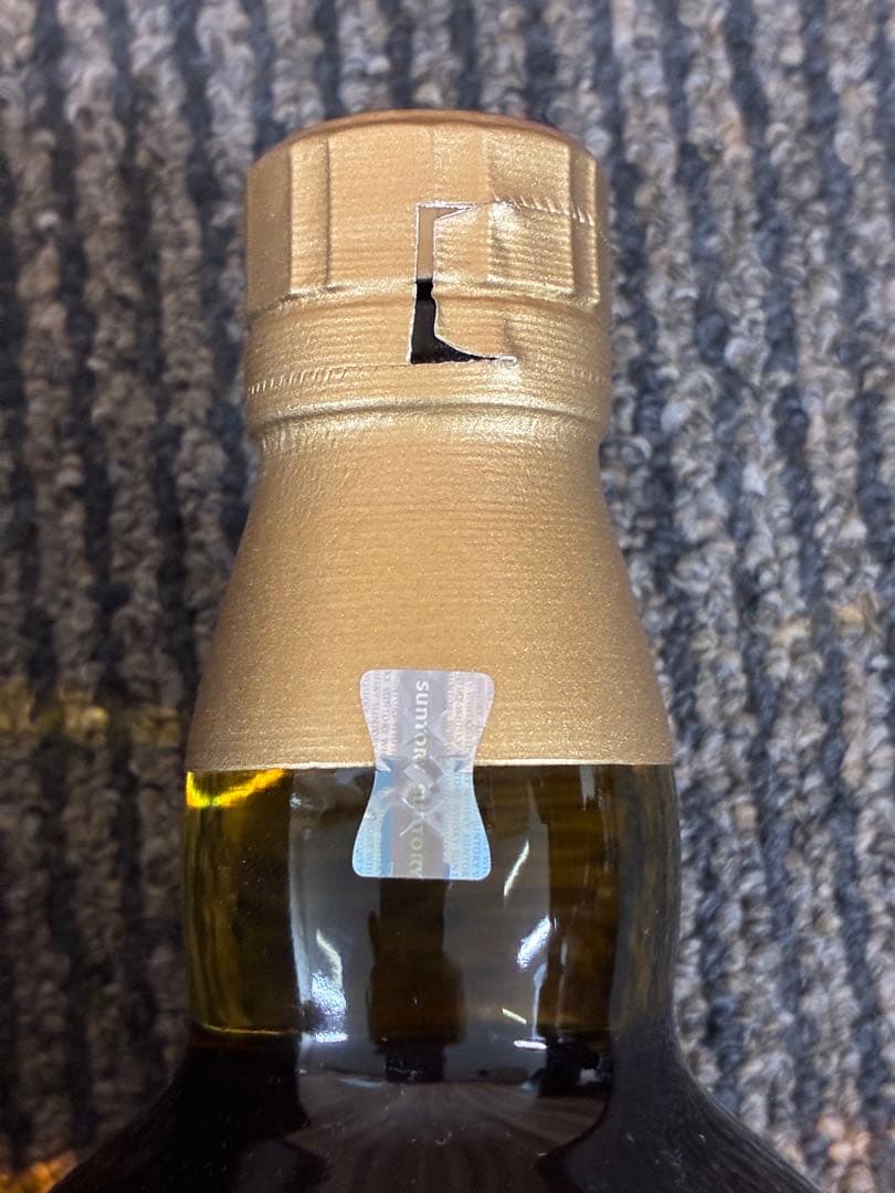 シングルモルトウイスキー　サントリー《山崎》12年　700ml