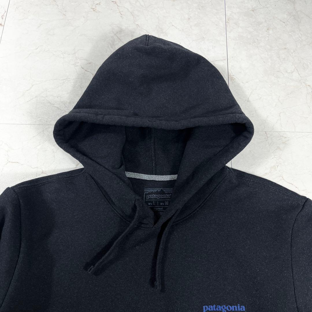 ✨美品 パタゴニア 24年モデル ロゴ パーカー 内フリース ◎保温 ブラック