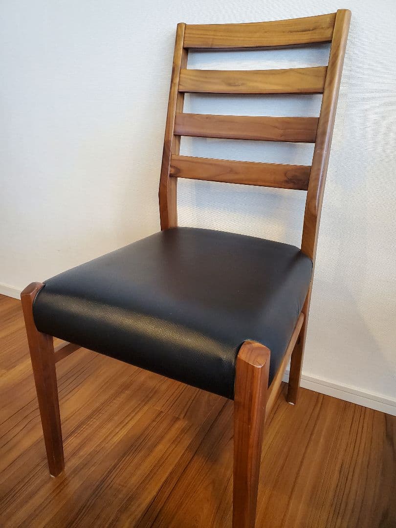 《完売》東京インテリア　ヴァレンティア/サマンサ ダイニングテーブル椅子4脚