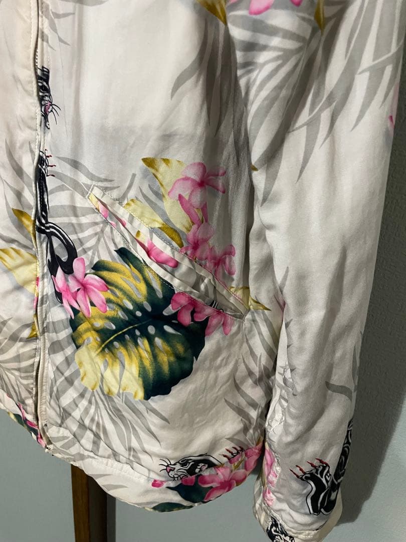 SASQUATCHfabrix 刺繍入り黒ジャケット