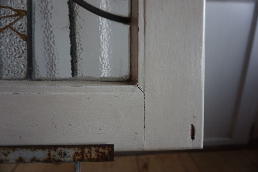 金継ぎされたアンティークステンドグラスの窓 ベストセラー