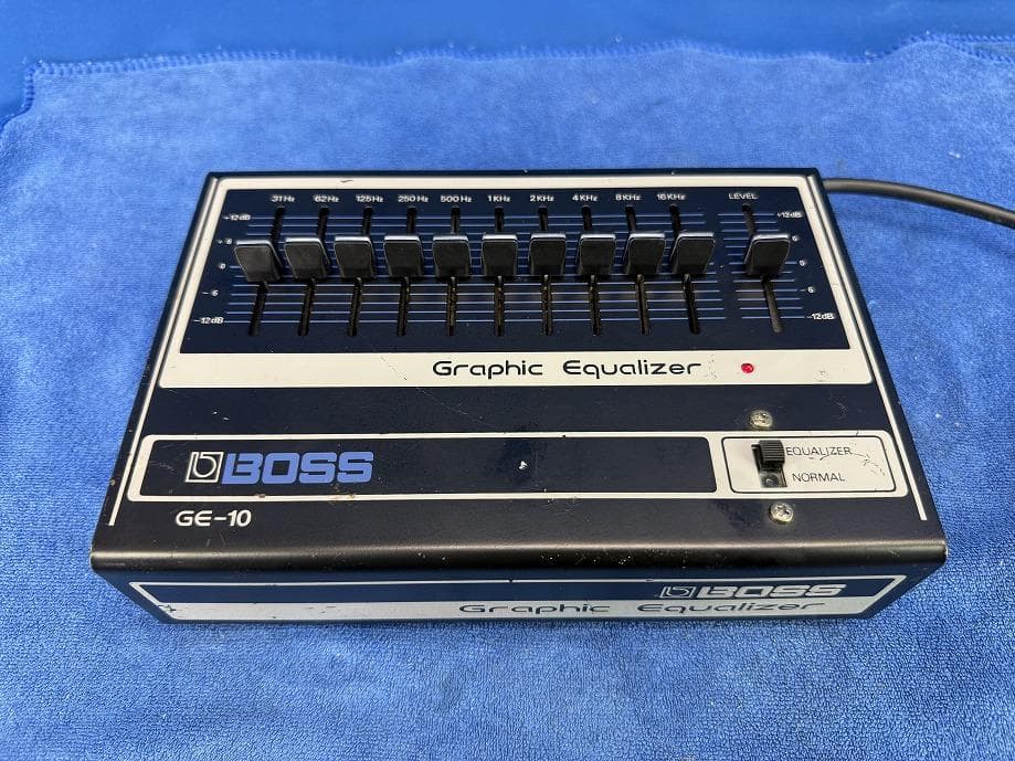 BOSS GE-10 GraphicEqualizerグラフィックイコライザー Boss GE-10 Equalizer - VGW - YouTube