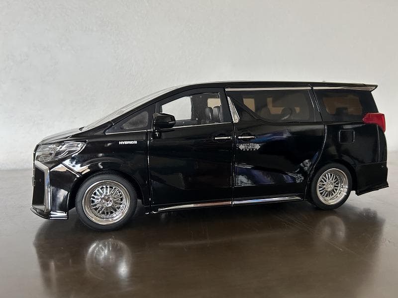 アルファード ハイブリッド ブラック 1/18 エアロ 30系後期 未使用