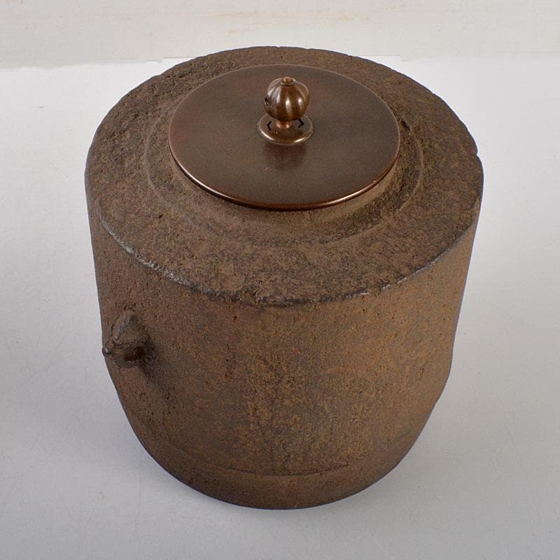 茶道具　釜師　伊藤鐐一造　肩衝筒釜　鉄釜　共箱　V　6567C
