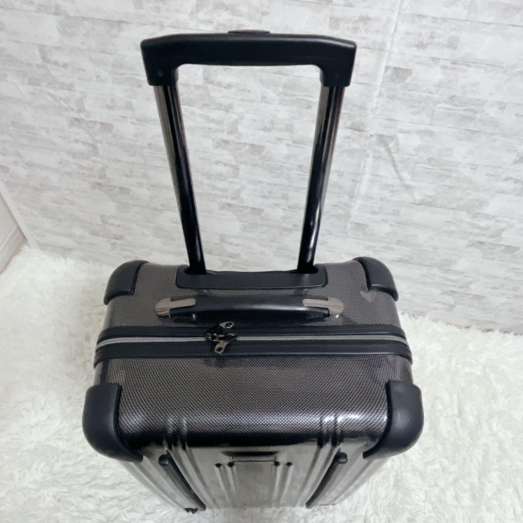 希少 テットオム スーツケース キャリーケース ブラック（カーボン）