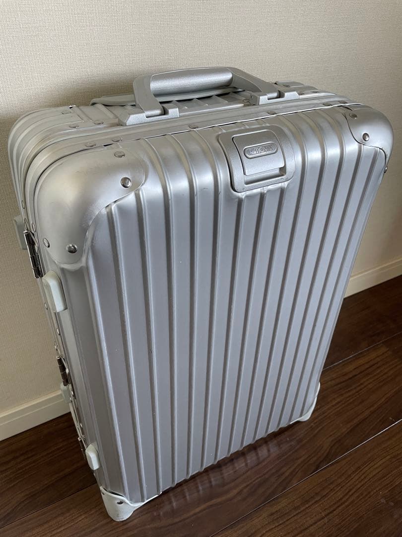 リモワ トパーズ 32L 機内持ち込み 4輪 TSAロック キャビン アルミ 1-3