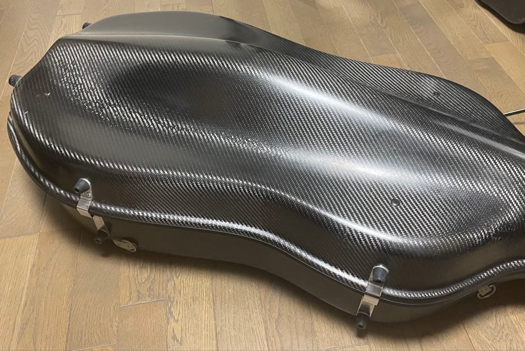 伝統と信頼のドイツGEWA製カーボン チェロケース、フラッグシップ