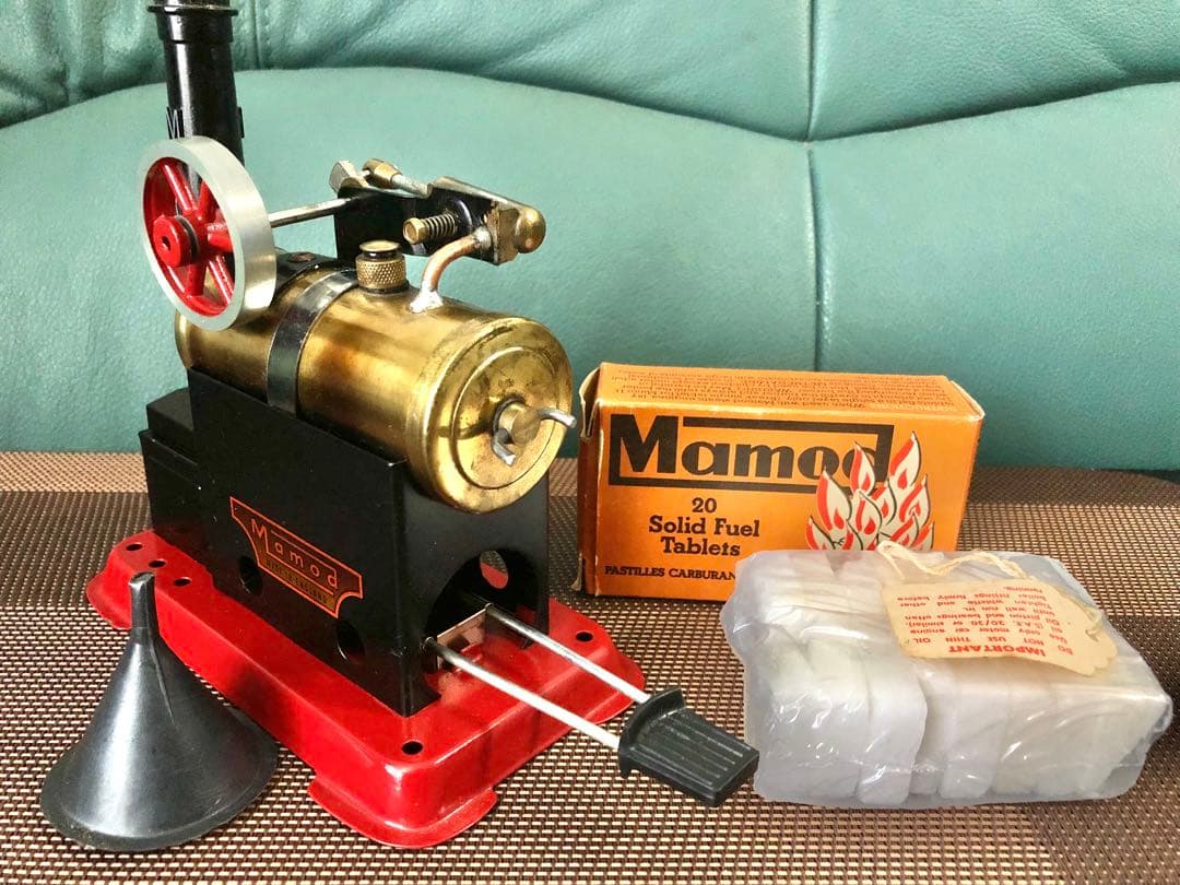 ★絶版！￼Mamod SP-1 スチームエンジン￼ H:15cm　　箱付き