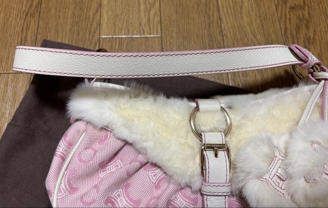 ベ*ン様 セリーヌ ハンドバッグ ピンク　ラビットファー