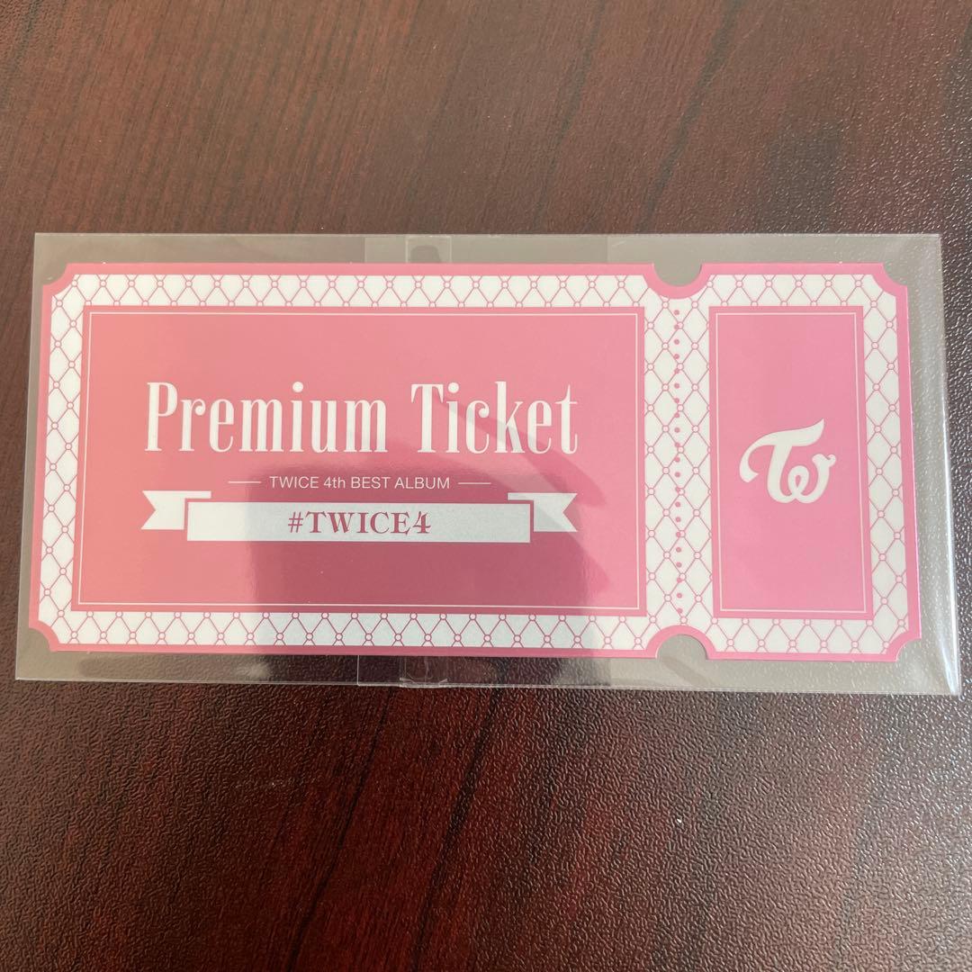 TWICE ゴールドラブリー プレミアムチケット付き TWICE * 5周年記念