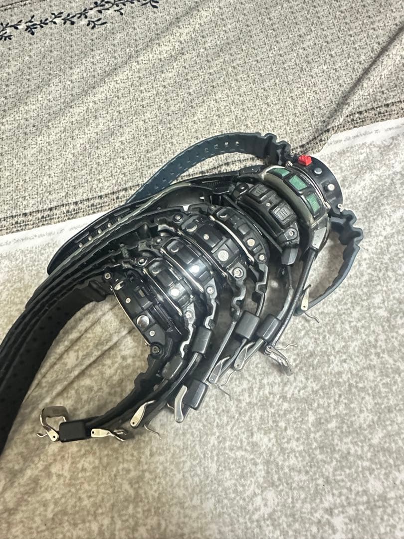 6本G-SHOCK ブラックモデルと2 本 CASIO