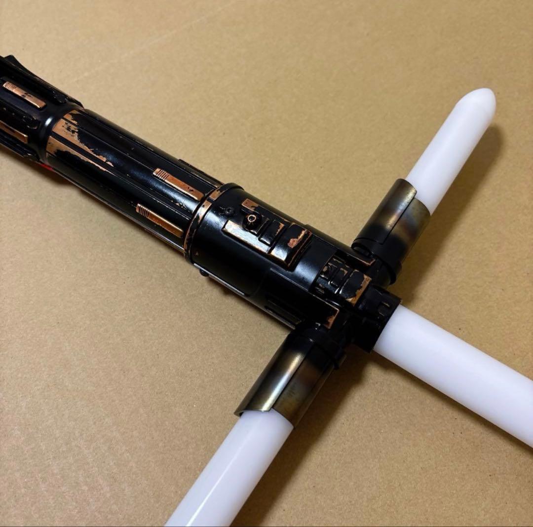 カイロレンKR x OR KRORSSGUARDカスタムライトセーバーおまけ