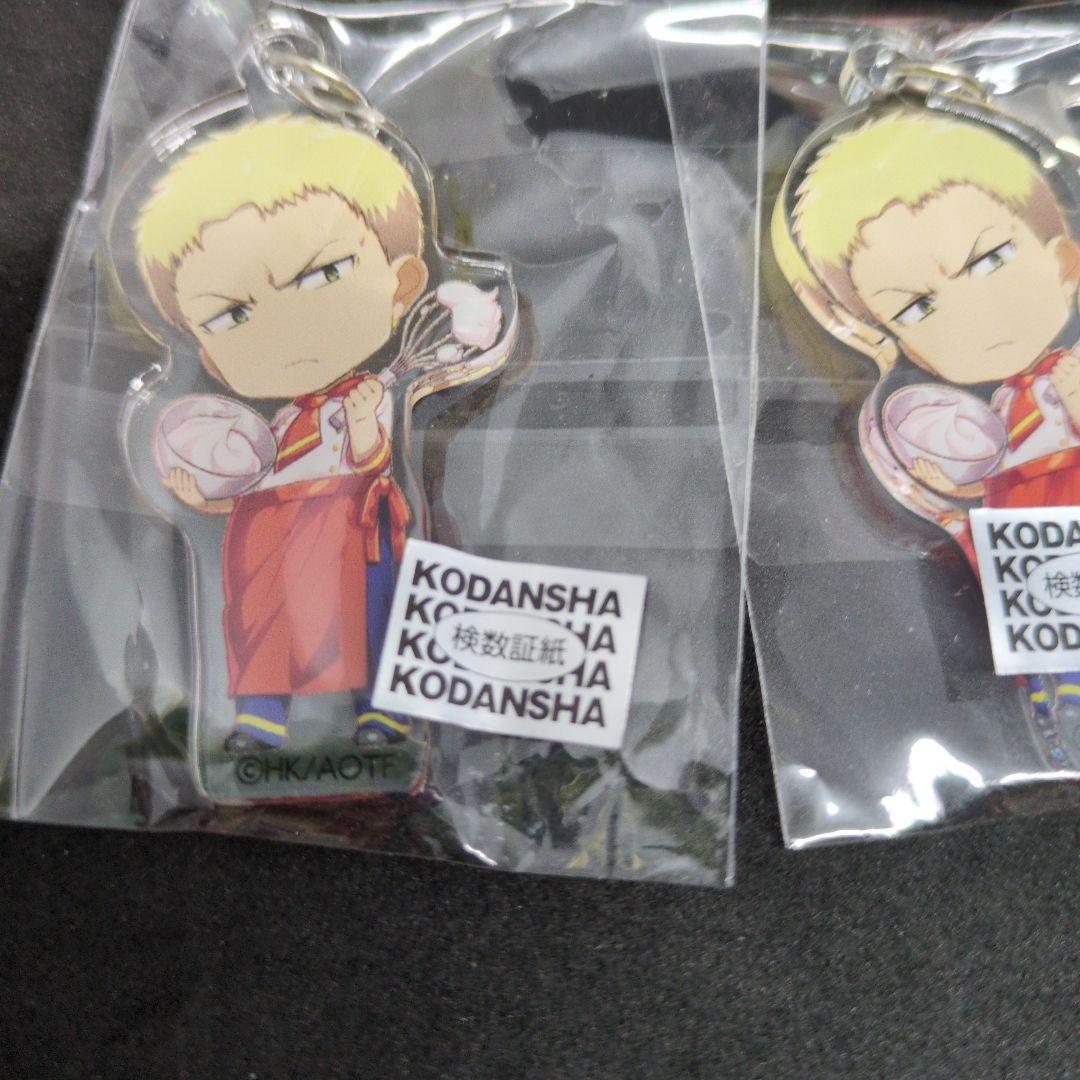 進撃の巨人 CHARAUM CAFE アクリルスタンド ライナー キャラウム