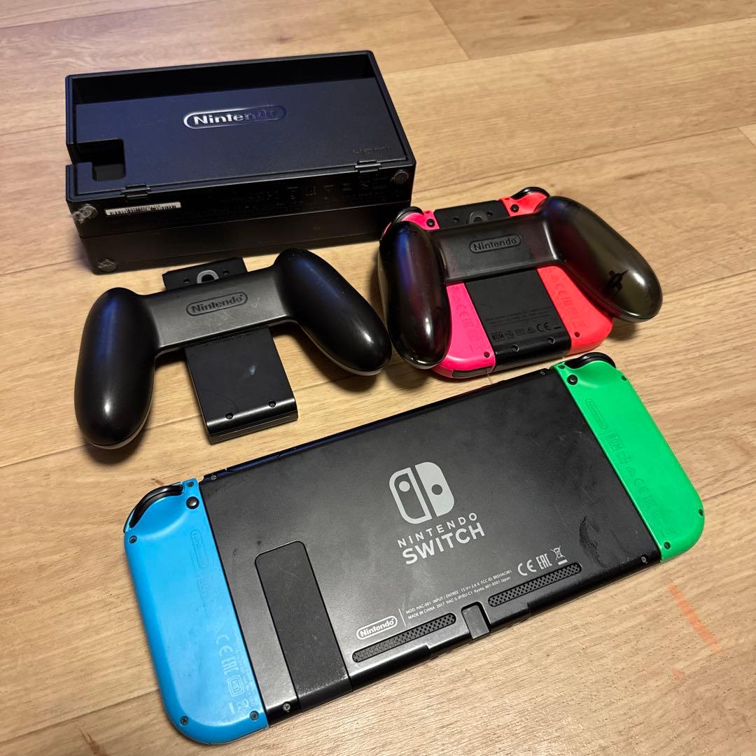 Nintendo Switch 本体 グリーン・ブルー・ピンク・ブラック