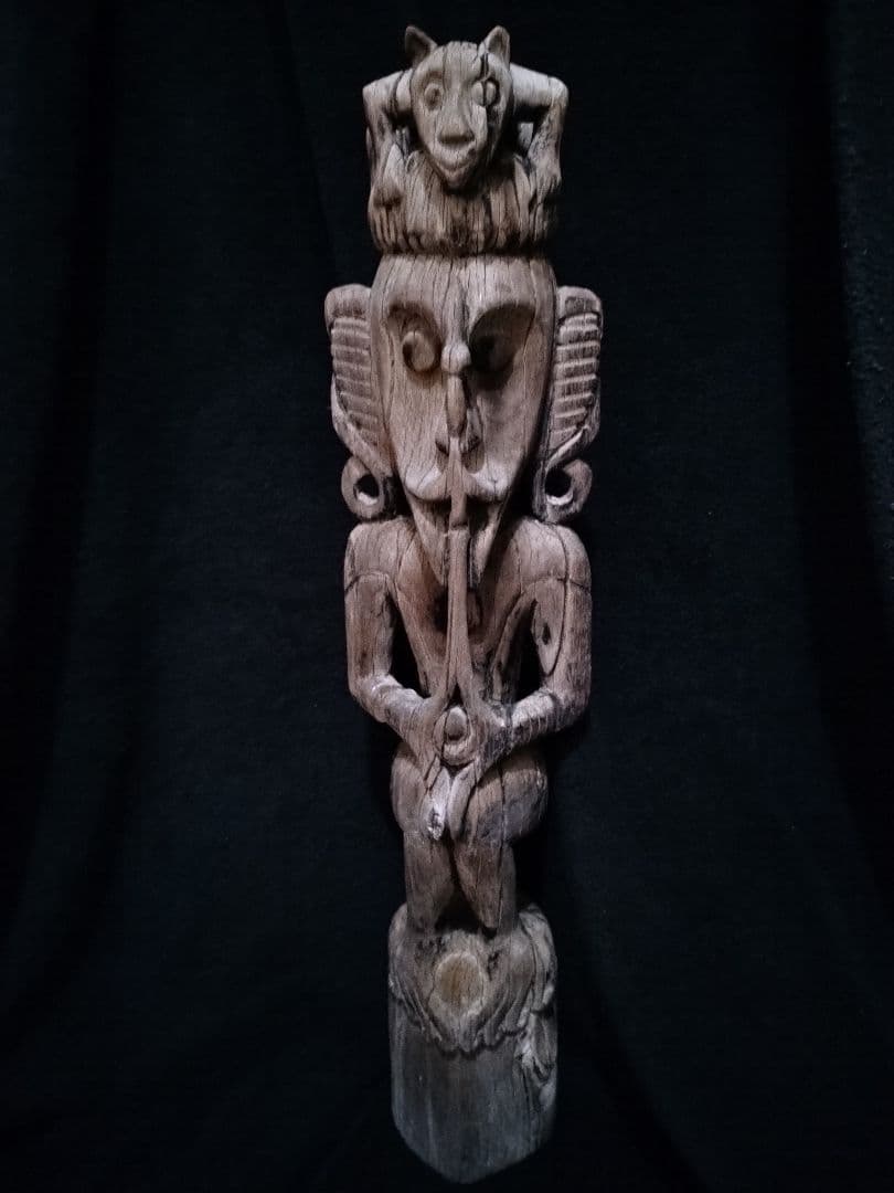 ダヤク族 ハンパトン 守神 神像 木彫 儀式 呪物 プリミティブアート 首狩族