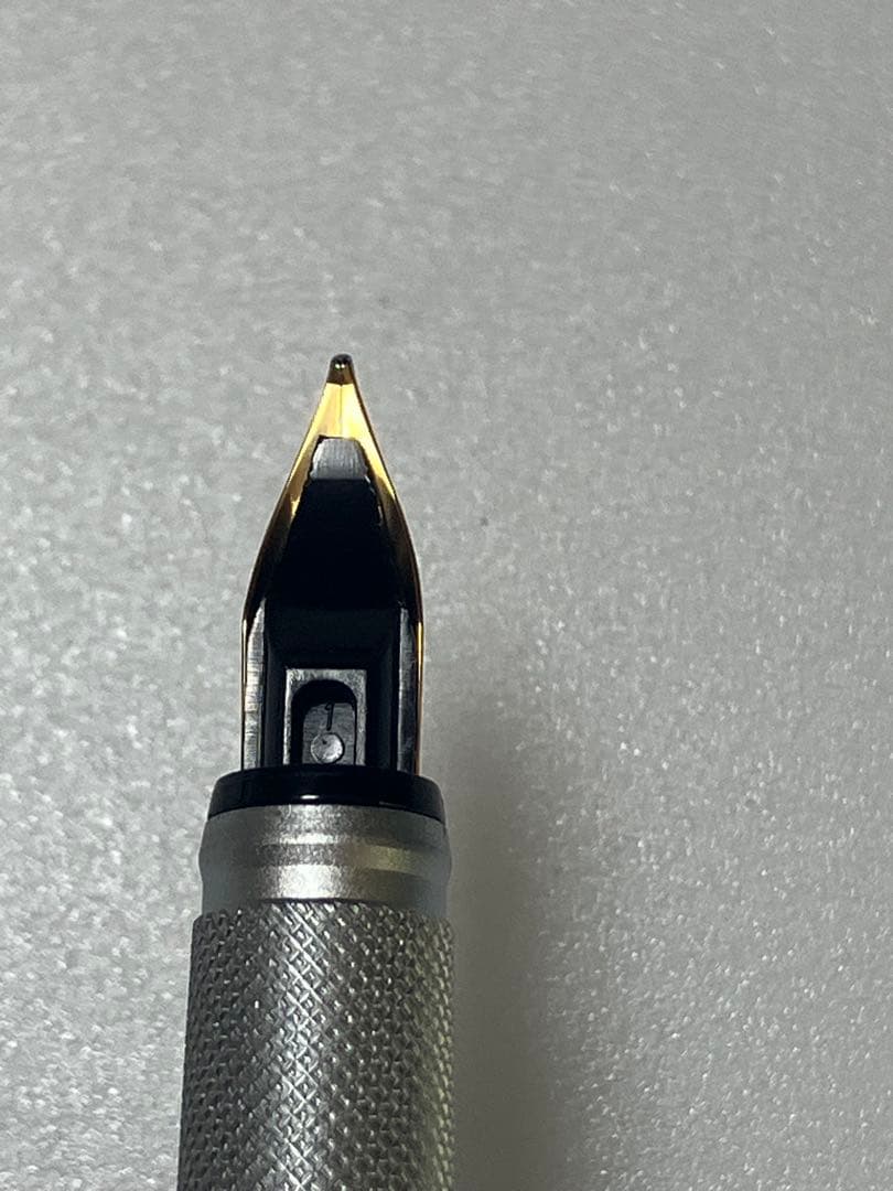 rOtring ロットリング 600G 万年筆 シルバー M-nib