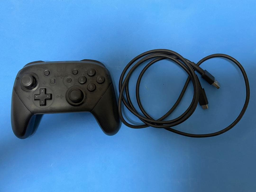 【初期化、動作確認済】Nintendo Switch 本体 プロコン ケース付き