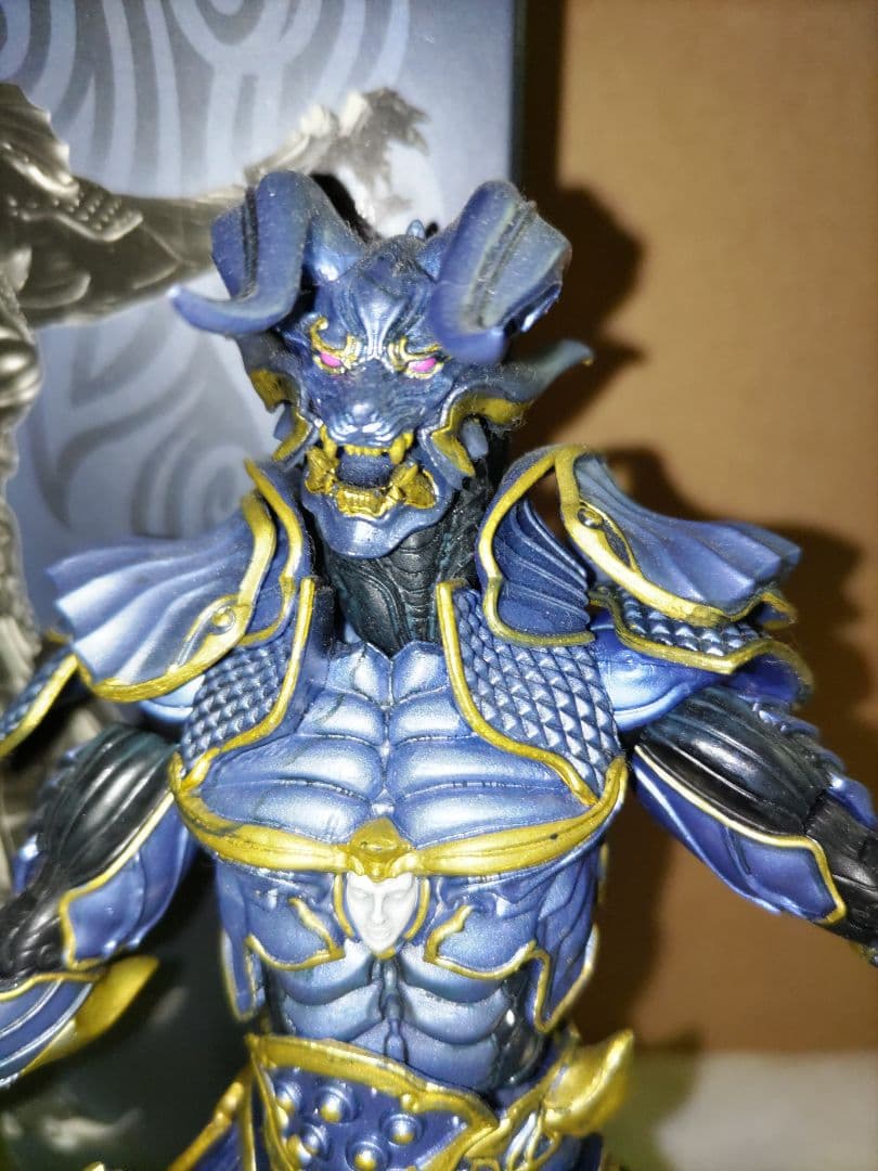 希少品！牙狼　閃光騎士ロード　フィギュア