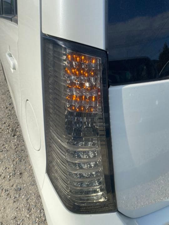 スズキMH23SワゴンRスティングレー DEPO製スモークフルLEDテールランプ