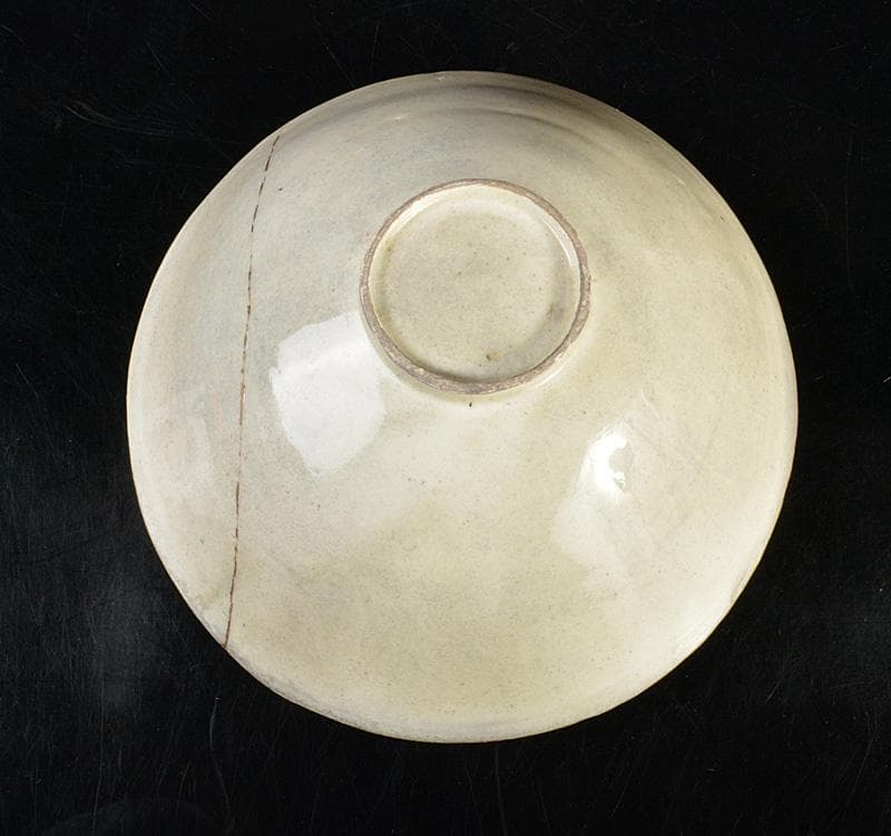 中国　定窯白磁陽刻花文　鉢　碗　金継ぎ直し　V　R4552