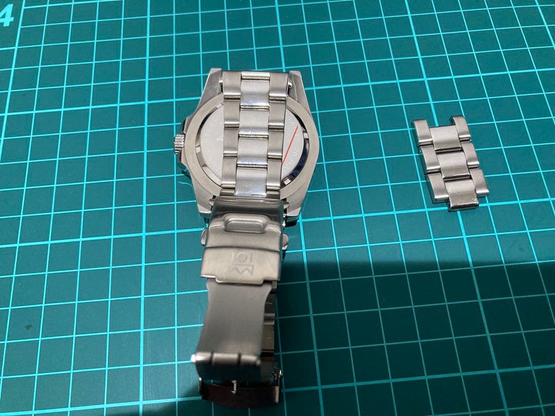 ヒャクイチ　ダイバー　クォーツ腕時計 ブラック