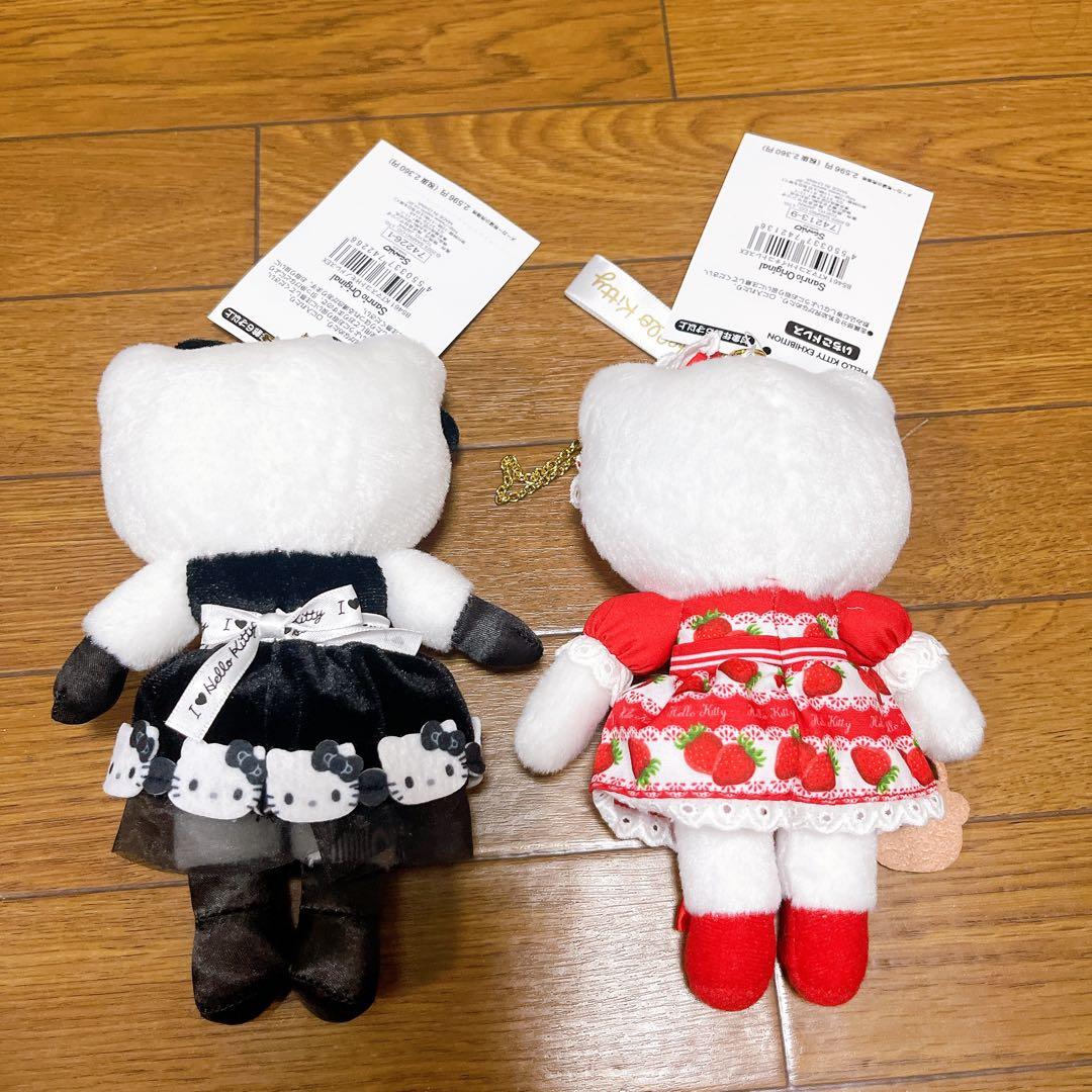 ハローキティ展 マスコットキーホルダー モノトーンドレス いちご