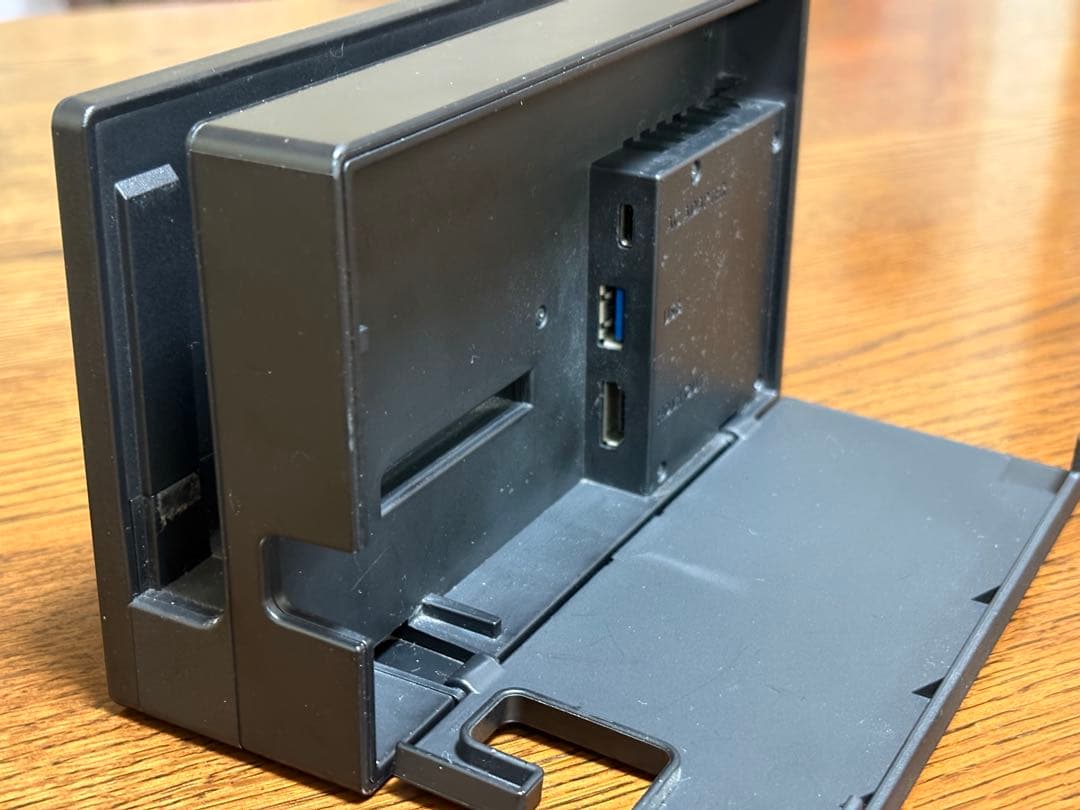 バッテリーほぼ新品Switch 本体+ドック+ケーブル