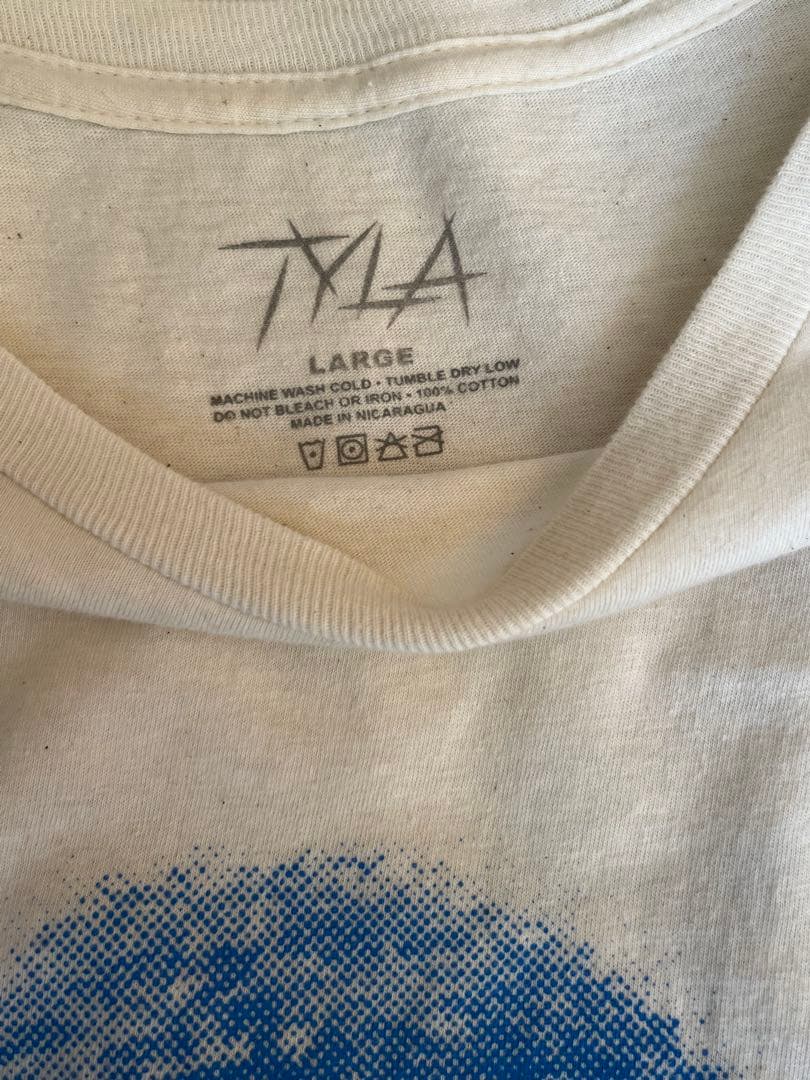 Tyla T-shirts Lサイズ