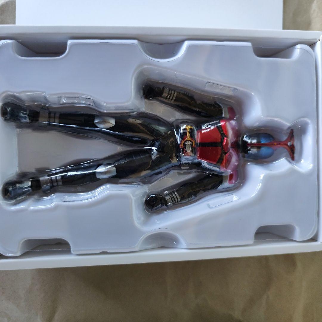 S.H.Figuarts 仮面ライダー真骨彫　カブト　ガタック　2体セット