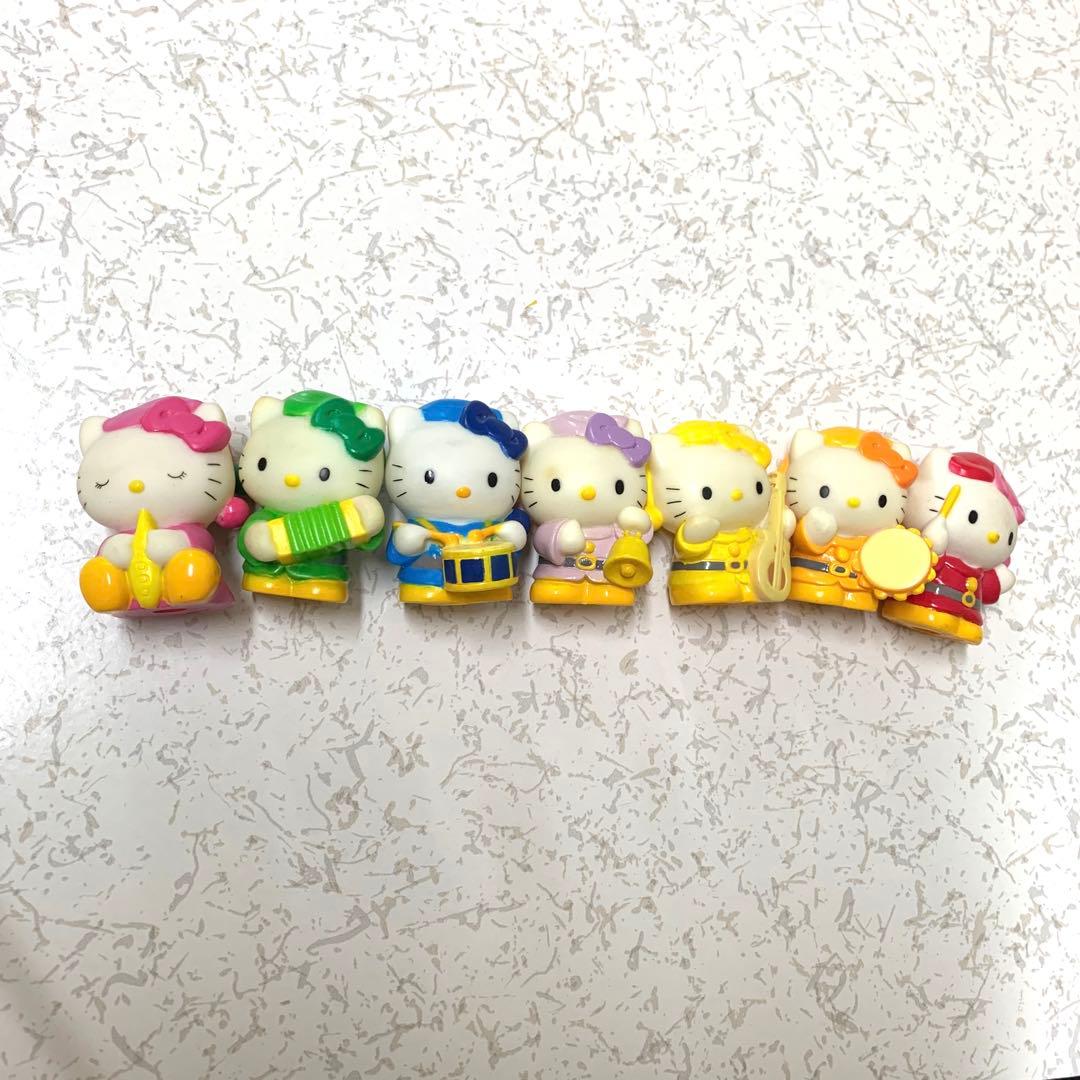 ハローキティ 7人の小人 音楽隊 ミニフィギュア 7体セット - メルカリ