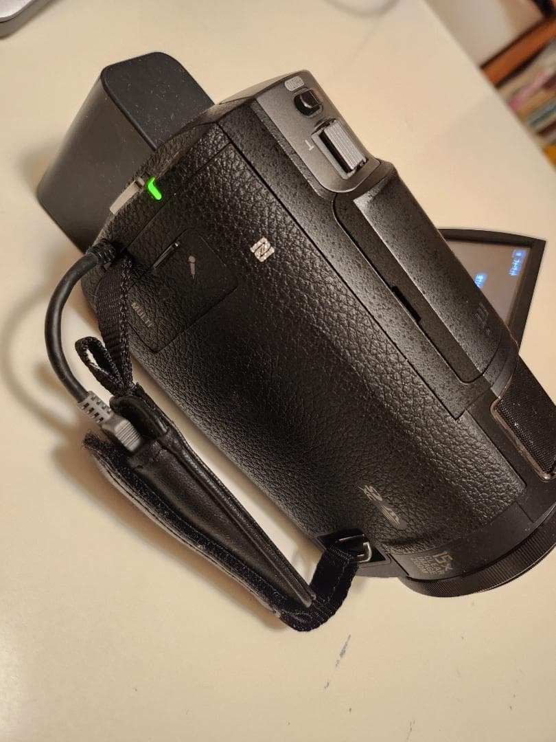 ソニー デジタルビデオカメラ FDR-AX30 ハンディカム 4K