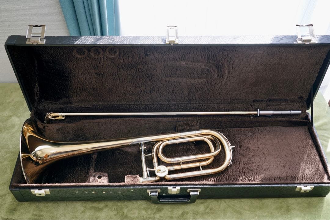 LÄTZSCH SL-210 Mod. Prof. Arndtテナートロンボーン