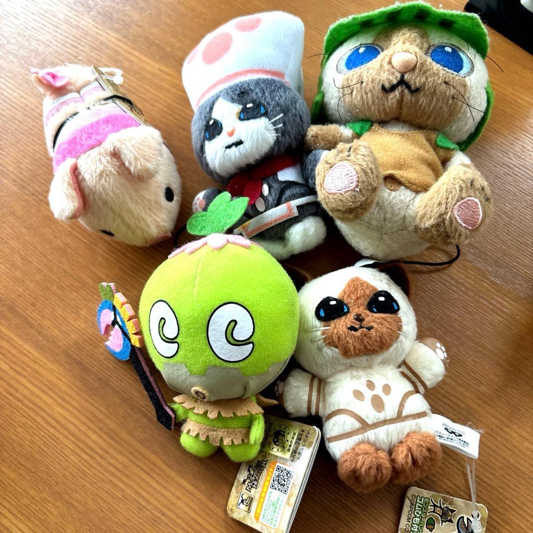 モンスターハンター　フィギュア　ぬいぐるみ　ストラップ　24体セット