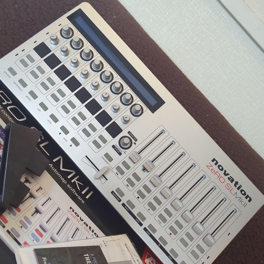 Novation ZeRO SL MkII MIDIコントローラー