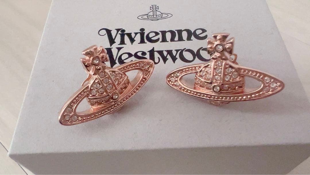 ヴィヴィアンウエストウッド ピンクゴールドピアス ヴィヴィアン