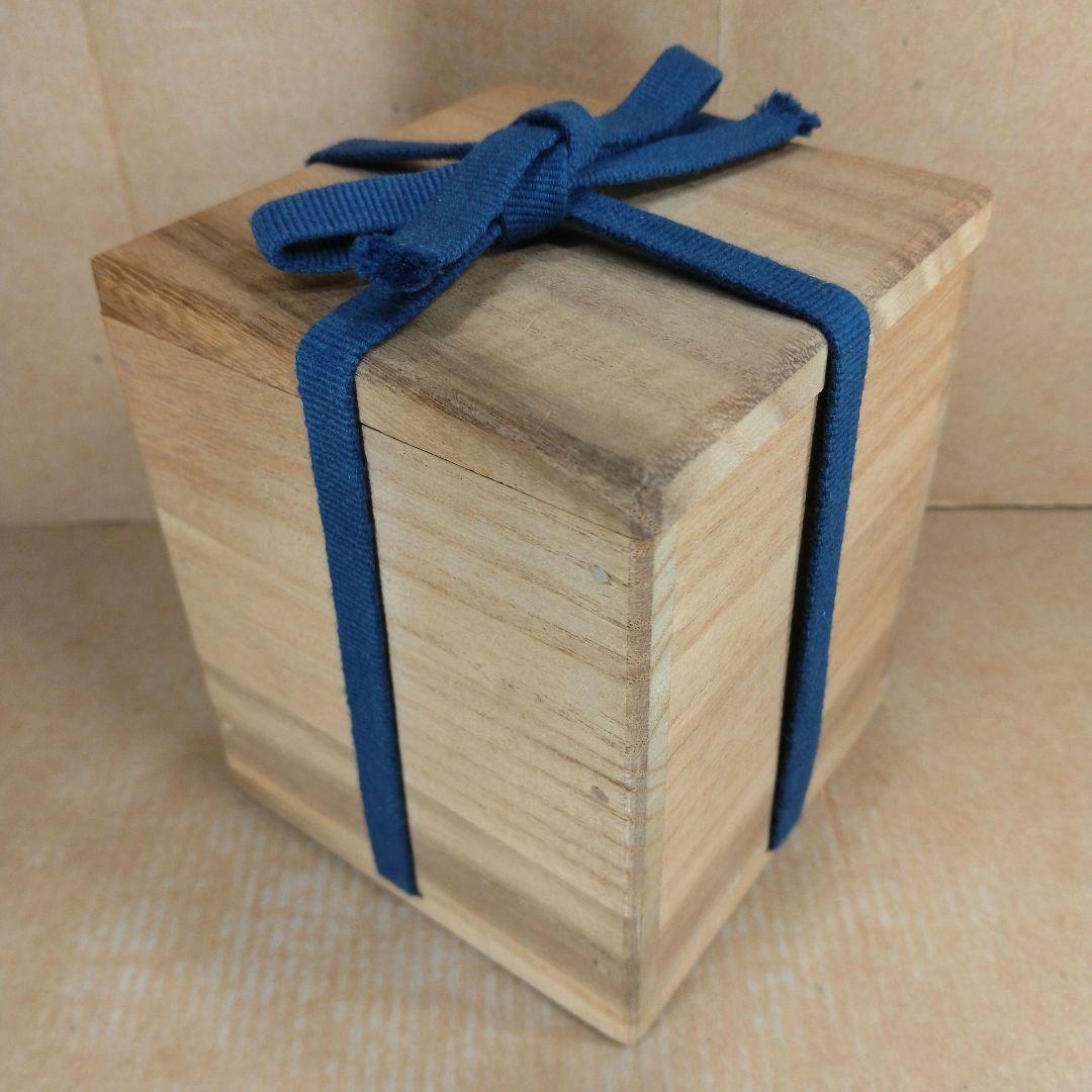 【本物保証】金城次郎 湯呑(魚紋）共箱(本人書付）栞 壷屋焼 人間国宝 美品