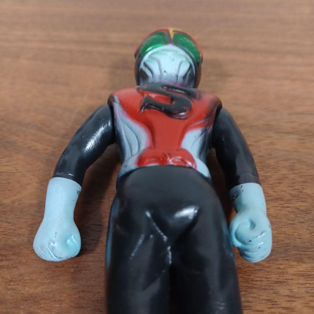 無版権 パチもの 「仮面ライダーストロンガー」風のソフ ビフィギュア