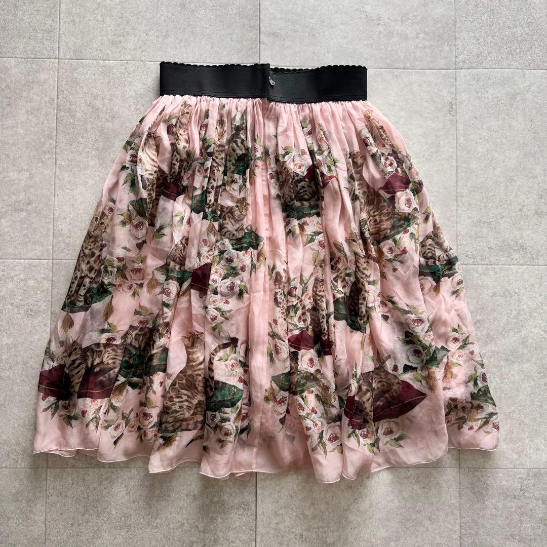 ドルチェアンドガッバーナ スカート　シルク100% 36 ピンク　アニマル　薔薇