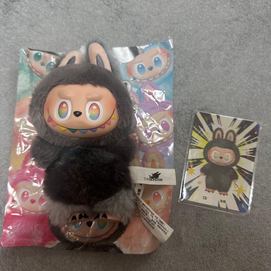 正規品　POPMART ラブブ エナジー シークレットID本我