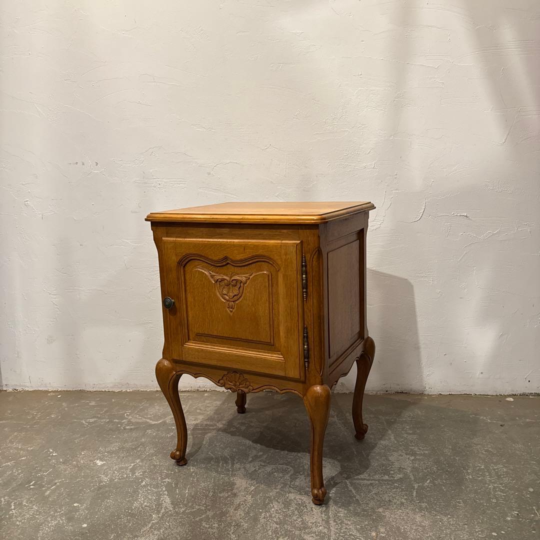 年末年始saleヴィンテージ 木製サイドテーブル 扉収納付き 右開き