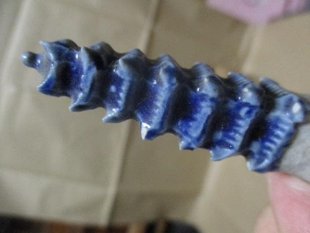 白磁染付仏塔　b81M 2420