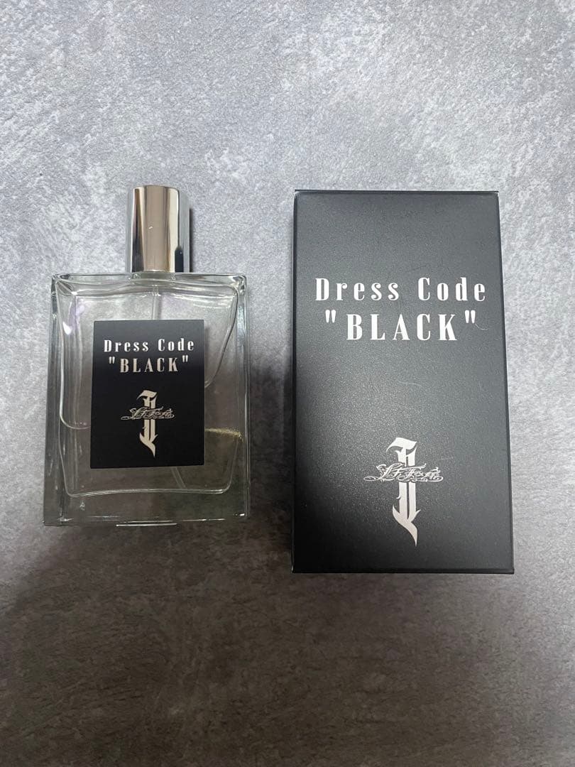 dobermaninfinity 林和希 香水