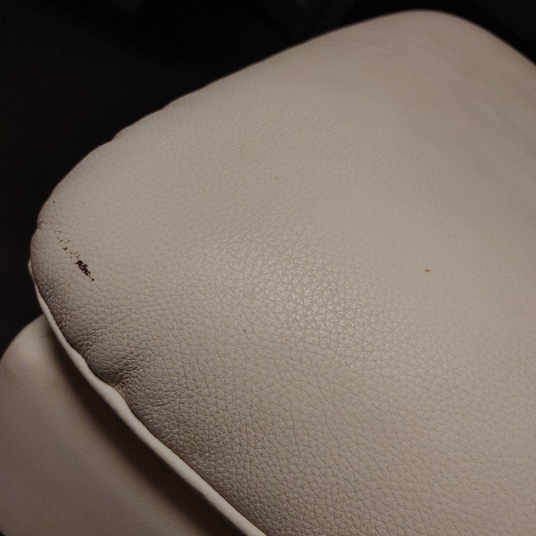 カリモク　Direttore オットマン　クリーム色