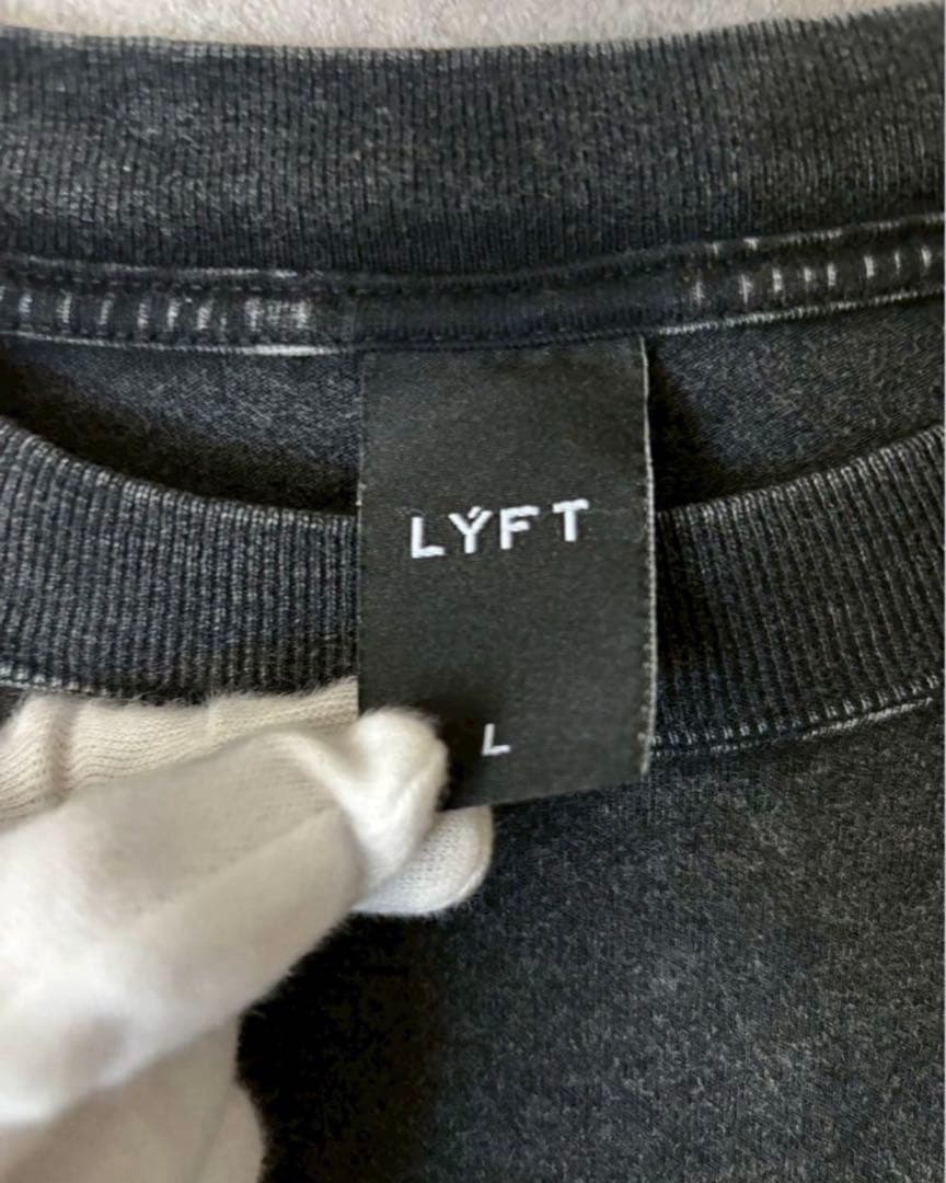 リフト/LYFT DUMBBELLS GRAPHIC T-SHIRT