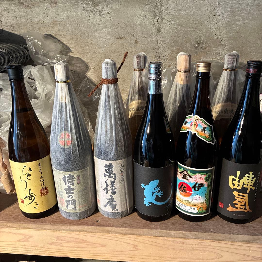 ひとり歩き 侍士の門 萬膳庵 ヤモリ 伊佐美 裏軸屋