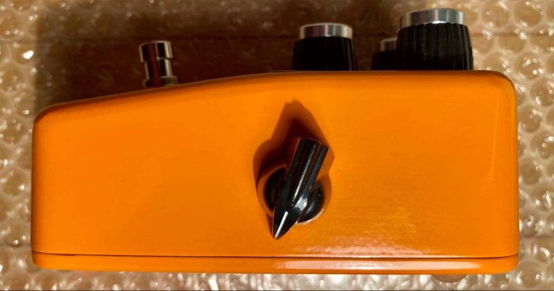 即売れ神ファズ　Tru-Fi Color D ’69