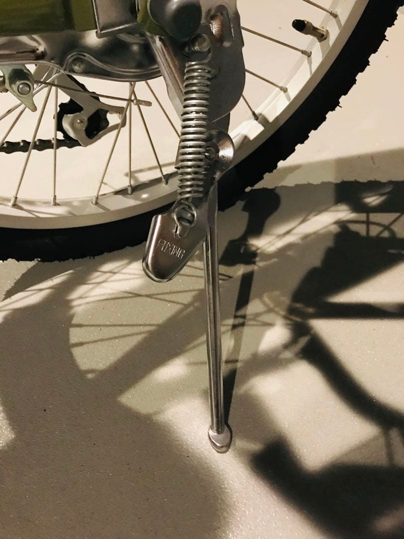 新品レトロ調 可愛いWACHSENヴァクセン 20インチカーゴバイク 6段変速