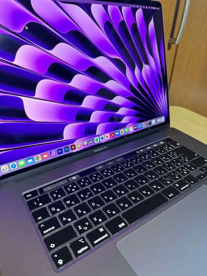 美品 MacBook Pro 16インチ i9 32/1TB CAD&3D設計 - メルカリ