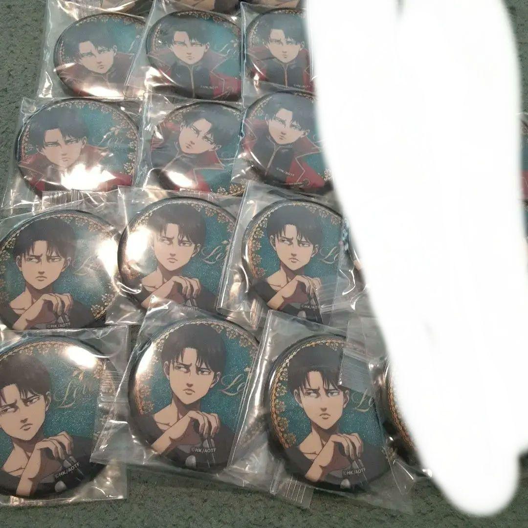 缶バッジ24個 リヴァイ兵長